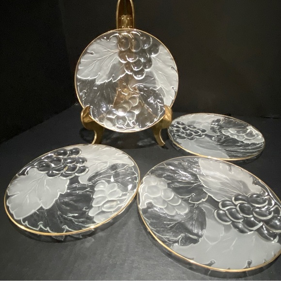 VTG KIG Clear Frosted Glass Salad Plates (4) Grapevine Leaf Gold Rim Indonesia - Picture 1 of 6